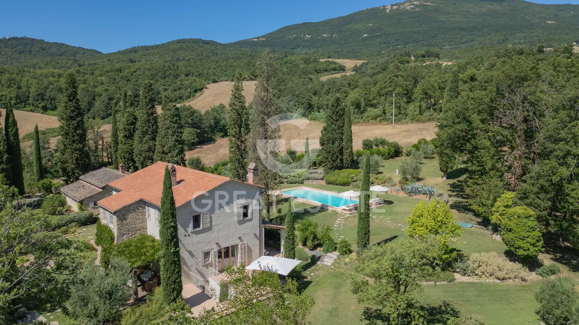Дом 494м² в Италии, Сиена. Стоимостью 2480000€ аренда фото-15