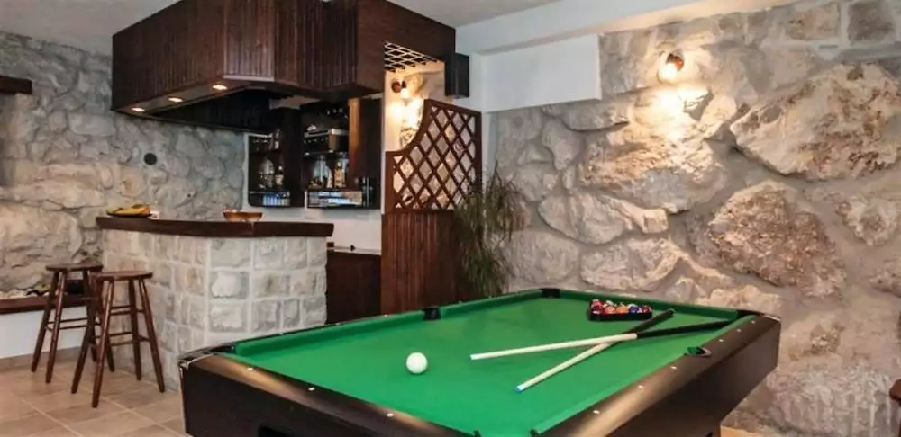 Отель, гостиница 200м² в Хорватии, Подстрана. Стоимостью 535000€ аренда фото-8