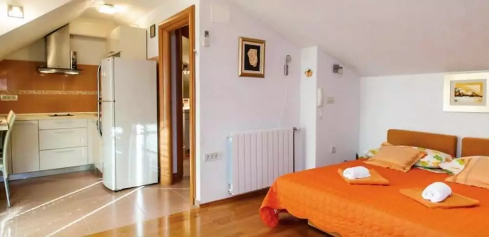 Отель, гостиница 200м² в Хорватии, Подстрана. Стоимостью 535000€ аренда фото-18