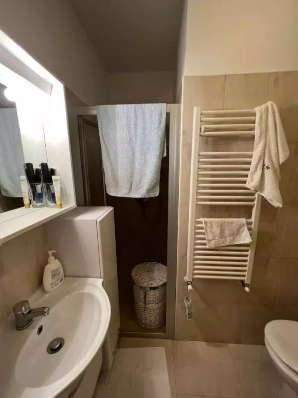 Отель, гостиница 360м² в Хорватии, Лабин. Стоимостью 520000€ аренда фото-14