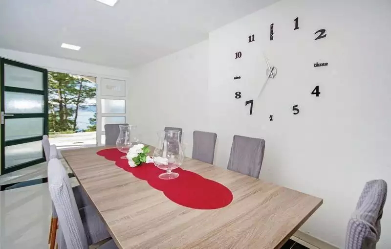 Вилла 181м² в Хорватии, Брела. Стоимостью 500000€ аренда фото-12