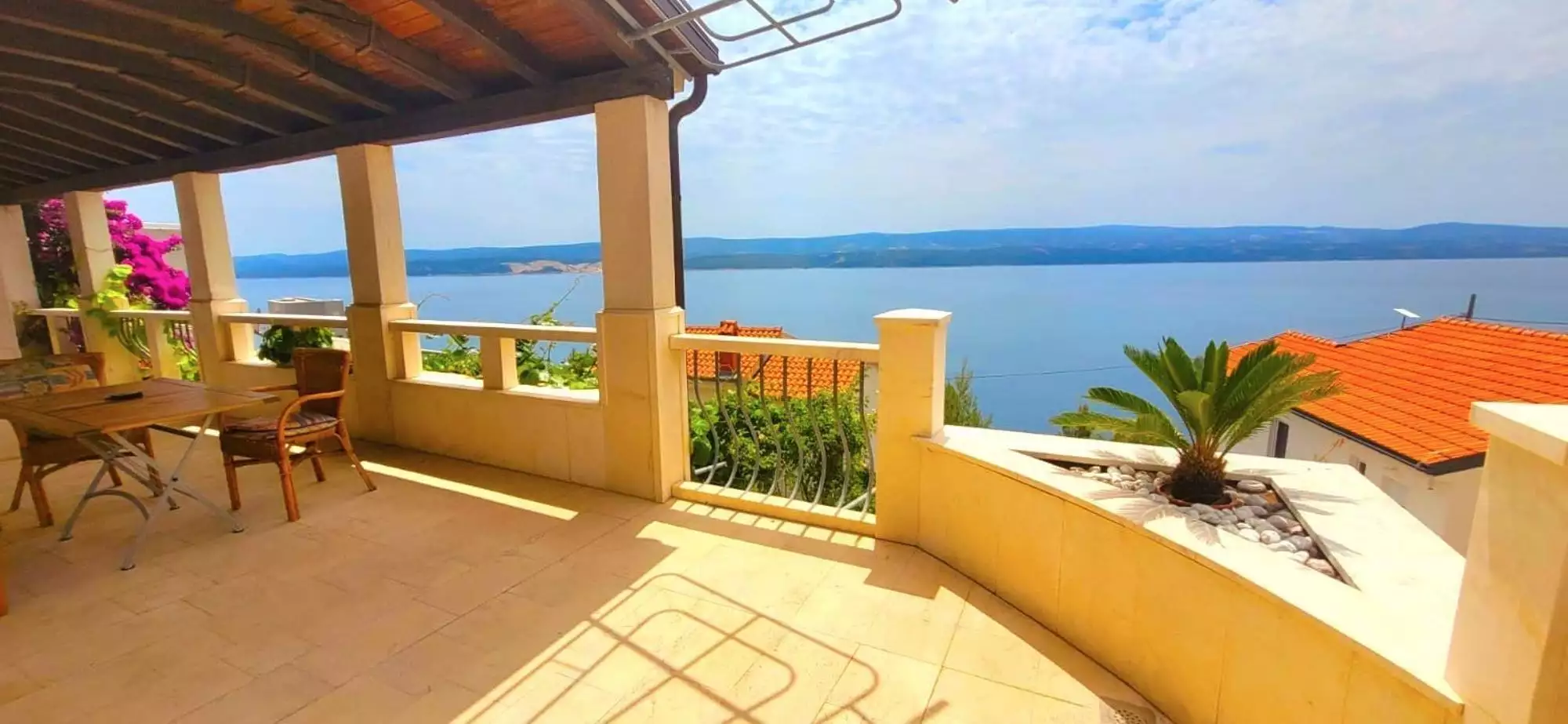 Отель, гостиница 291м² в Хорватии, Омиш. Стоимостью 529000€ аренда фото-2
