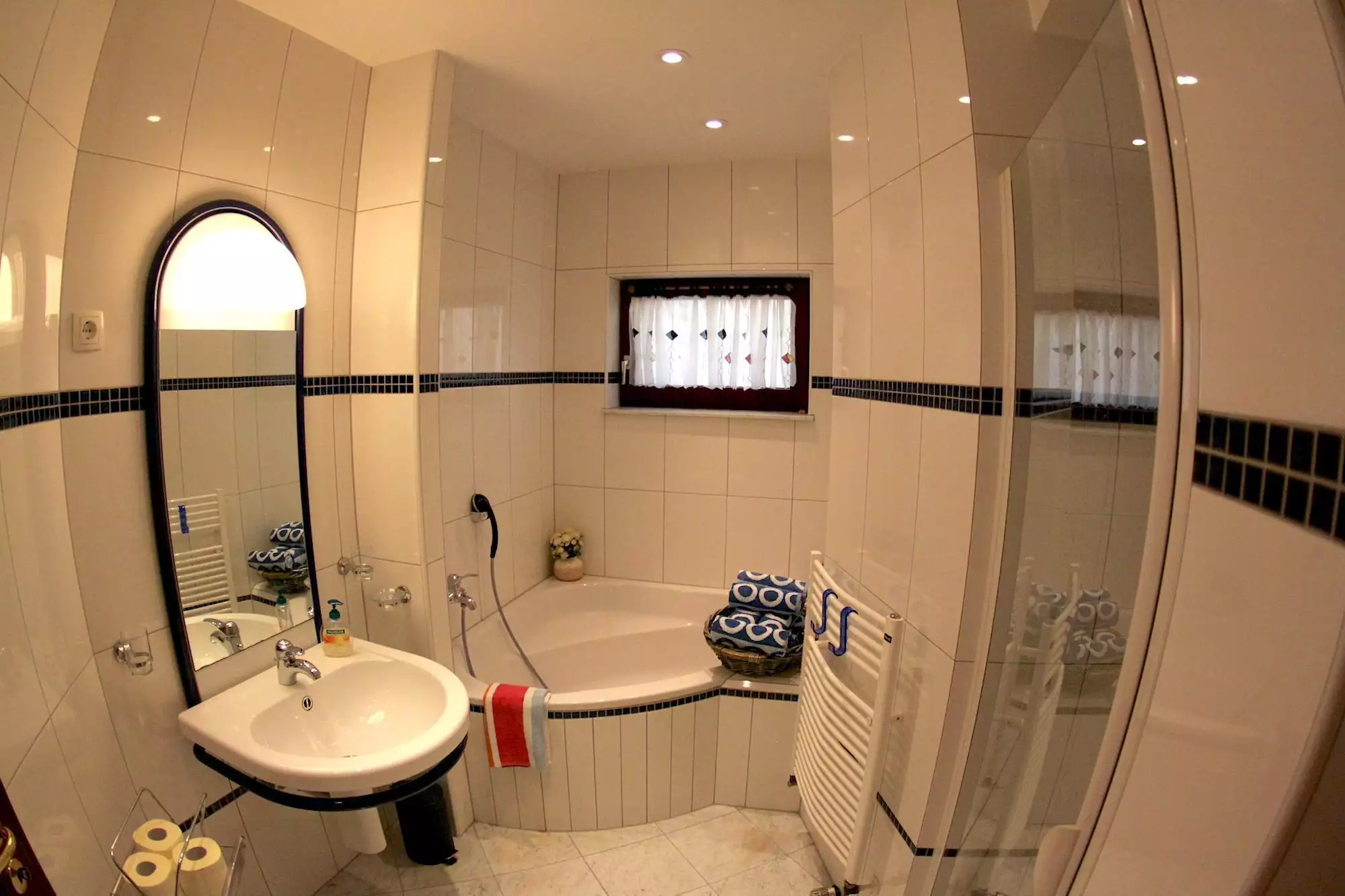 Отель, гостиница 291м² в Хорватии, Омиш. Стоимостью 529000€ аренда фото-24