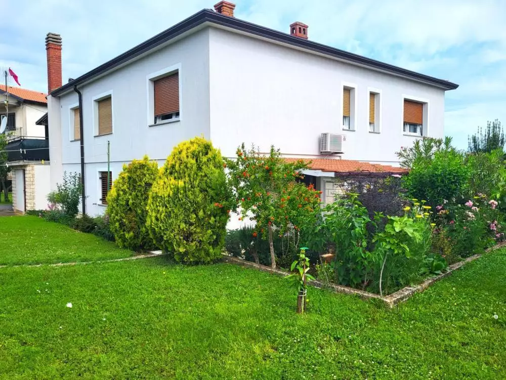 Отель, гостиница 277м² в Хорватии, Умаг. Стоимостью 540000€ аренда фото-4