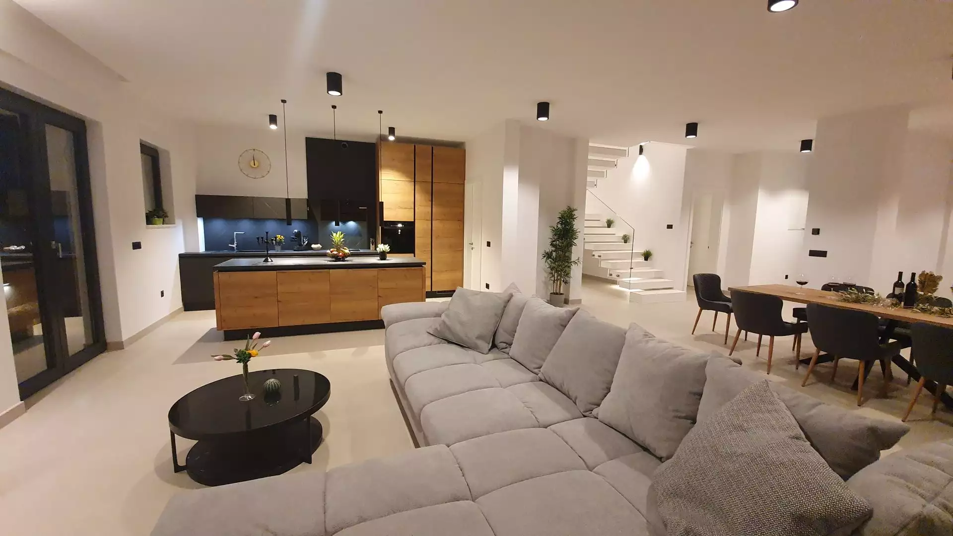 Вилла 310м² в Хорватии, Новалья. Стоимостью 1450000€ аренда фото-23