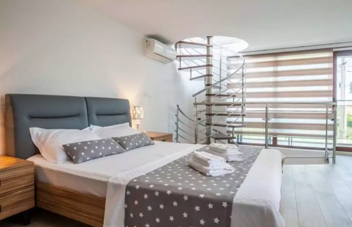 Дом 200м² в Черногории, Бар. Стоимостью 850000€ аренда фото-12