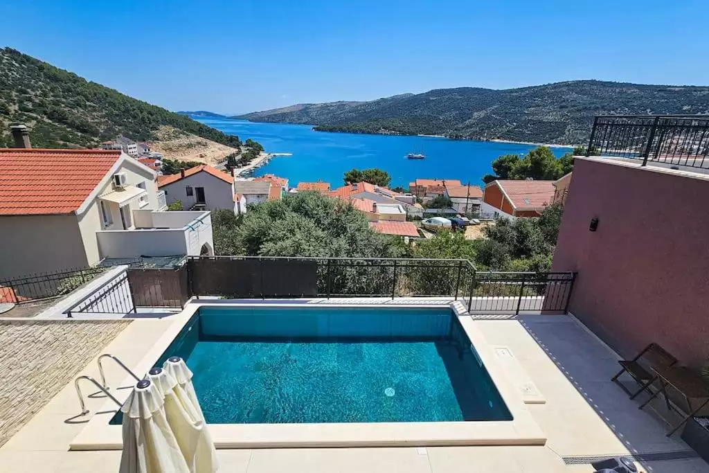 Вилла 310м² в Испании, Ла Марина. Стоимостью 780000€ аренда фото-5