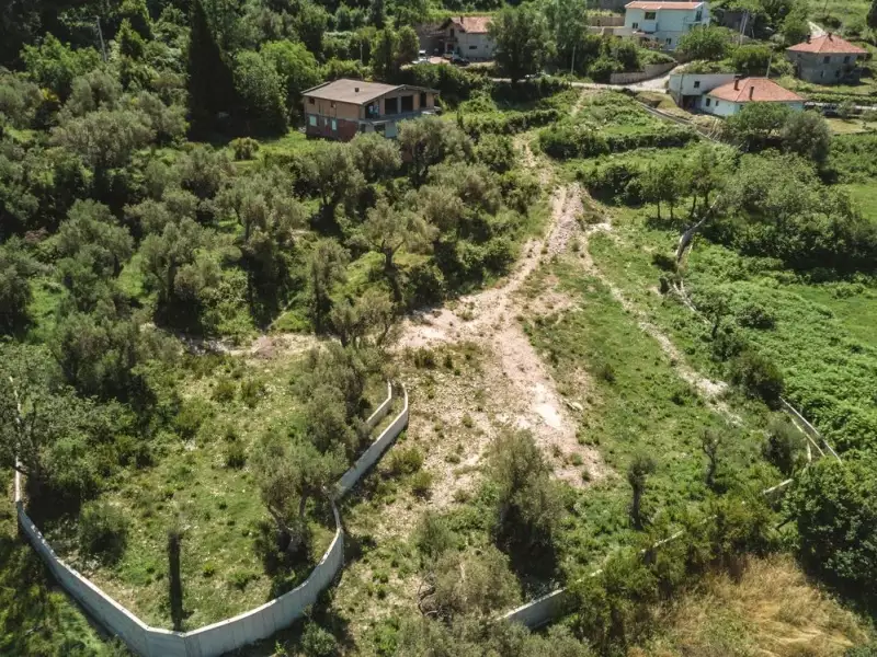 Земельный участок 1м² в Италии, Барга. Стоимостью 570000€ аренда фото-17