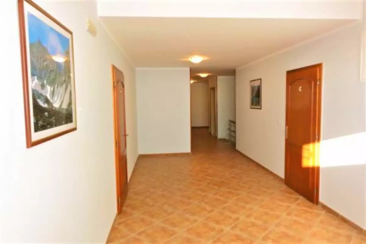 Отель, гостиница 3200м² в Черногории, Близикуче. Стоимостью 2000000€ аренда фото-7
