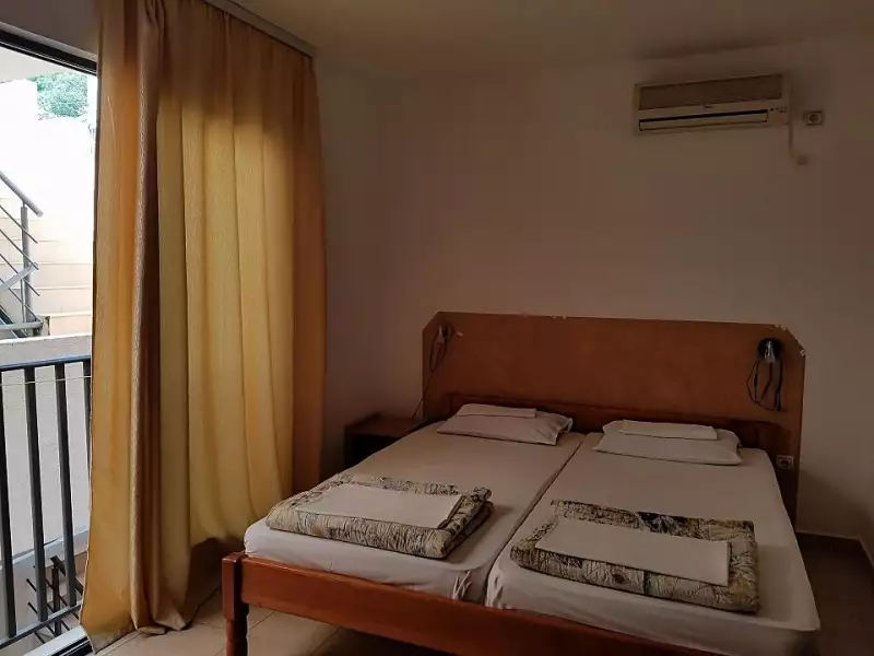 Отель, гостиница 500м² в Черногории, Петровац. Стоимостью 1050000€ аренда фото-12