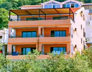 Купить отель, гостиницу в Черногории 1050000€
