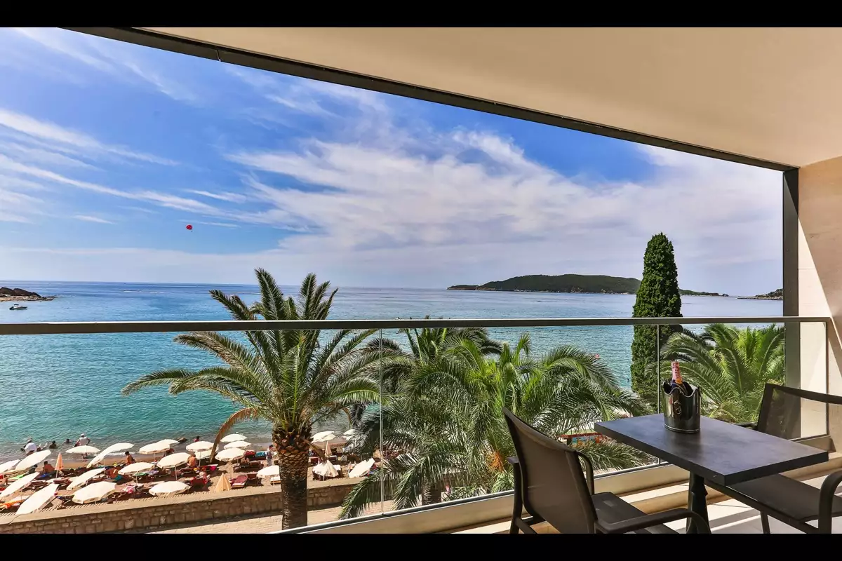 Квартира 107м² в Черногории, Рафаиловичи. Стоимостью 614800€ аренда фото-9