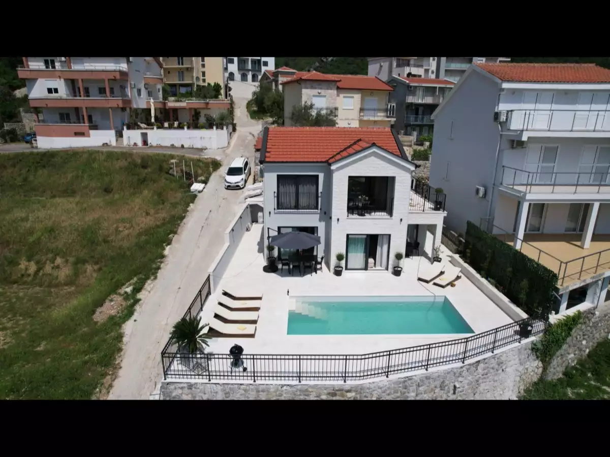 Дом 160м² в Черногории, Бечичи. Стоимостью 550000€ аренда фото-1