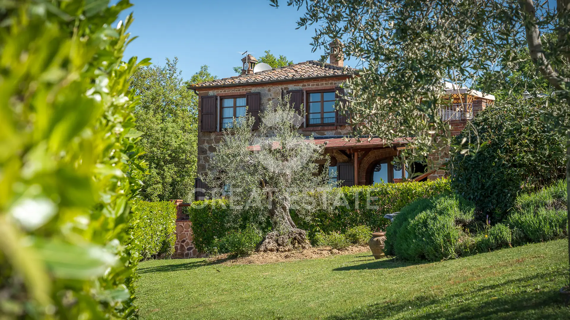 Дом 243м² в Италии, Сиена. Стоимостью 1450000€ аренда фото-5