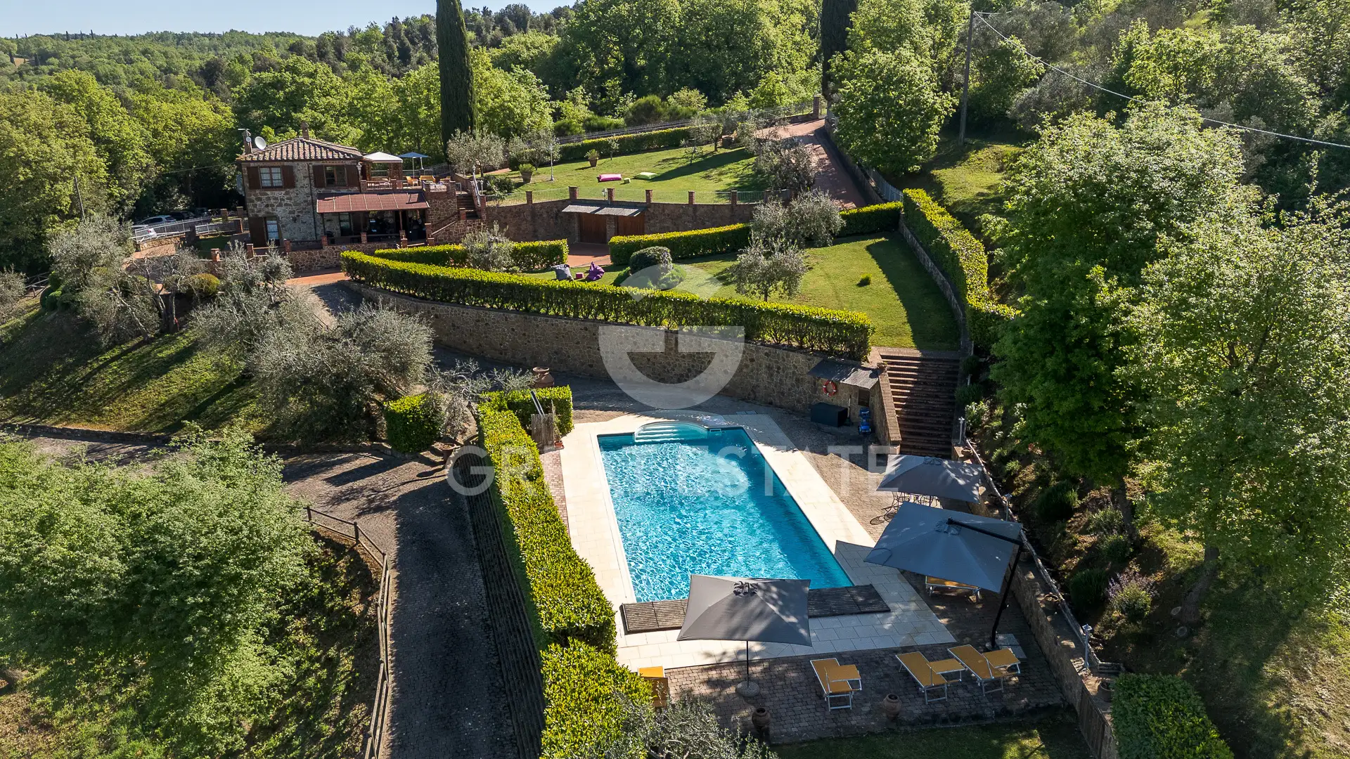 Дом 243м² в Италии, Сиена. Стоимостью 1450000€ аренда фото-13