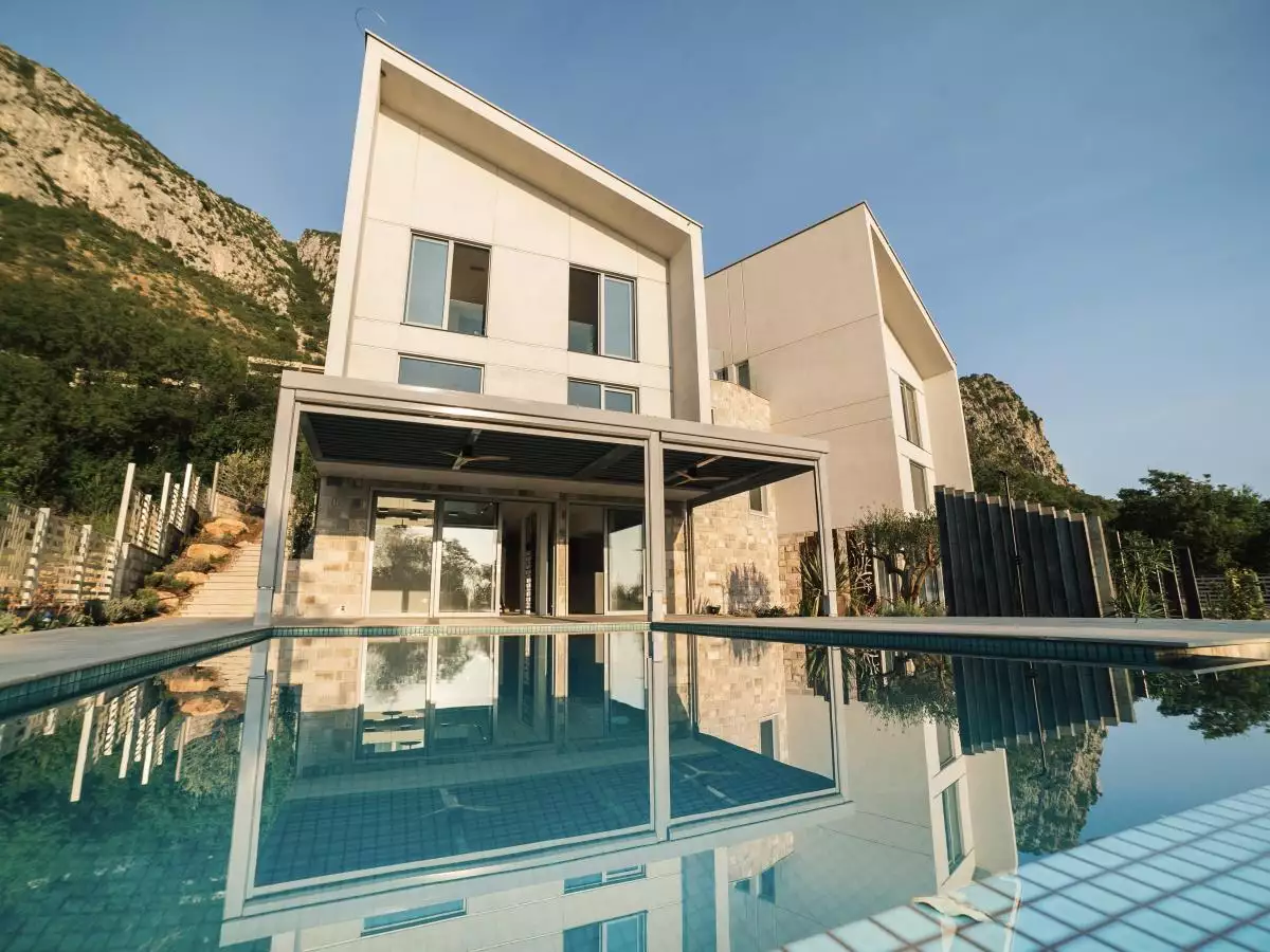Дом 227м² в Черногории, Близикуче. Стоимостью 850000€ аренда фото-1