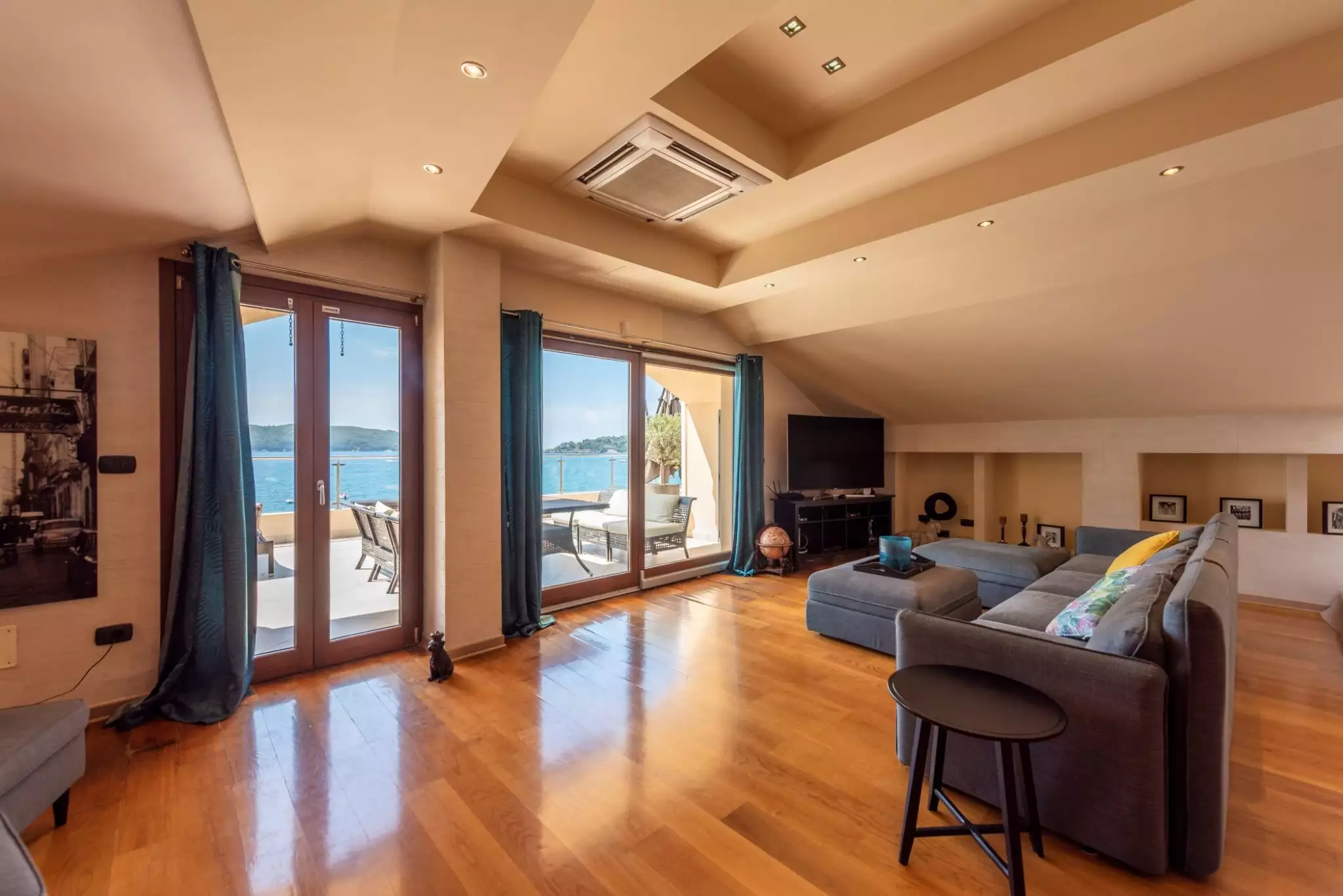 Квартира 230м² в Черногории, Рафаиловичи. Стоимостью 475000€ аренда фото-8