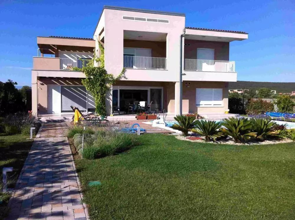 Вилла 300м² в Хорватии, Сукошан. Стоимостью 2000000€ аренда фото-1