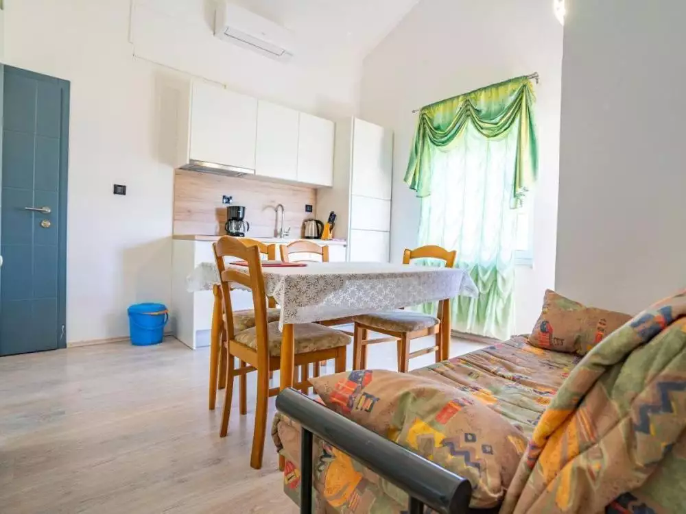 Отель, гостиница 610м² в Хорватии, Бибинье. Стоимостью 2100000€ аренда фото-20