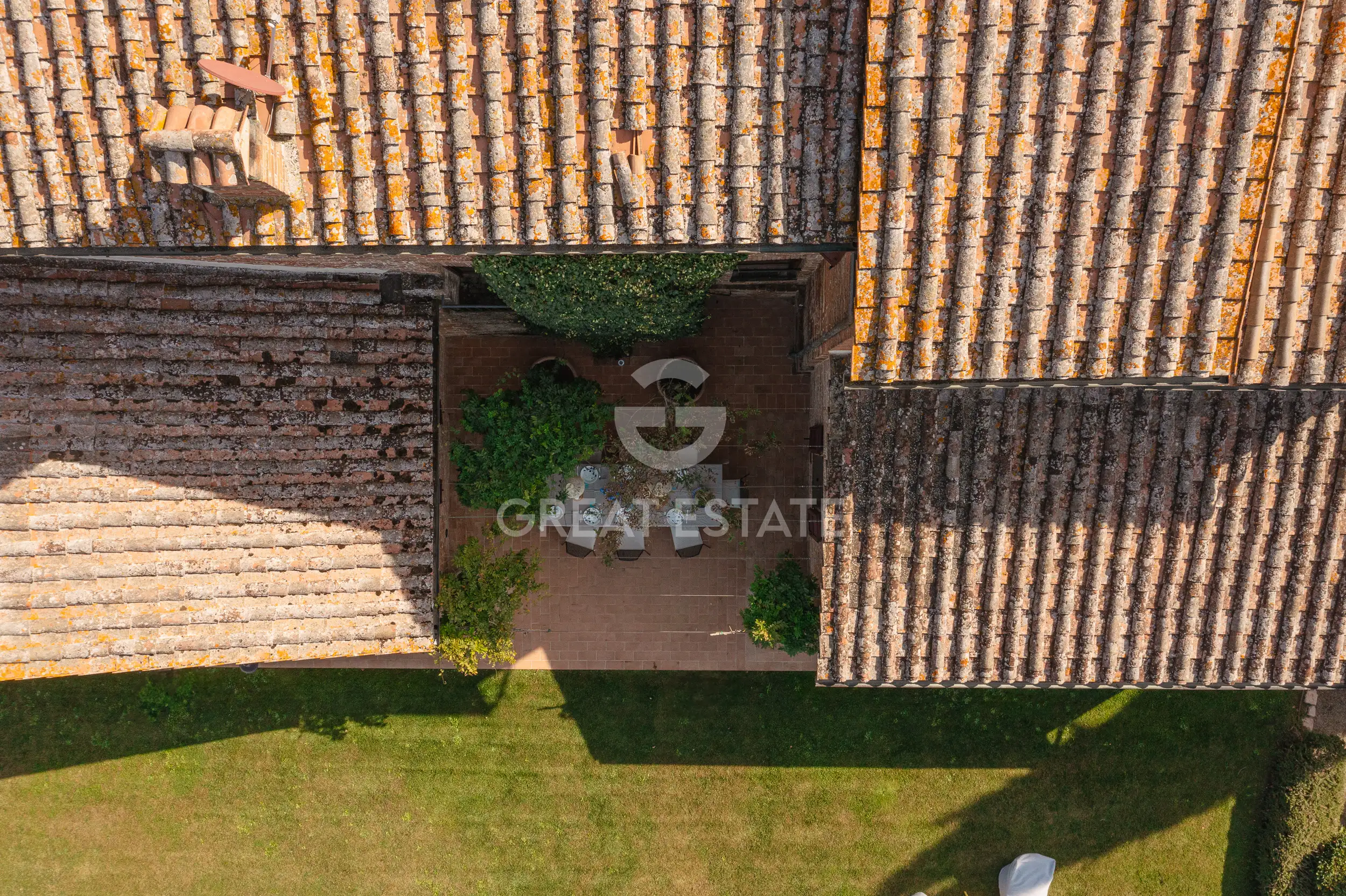 Вилла 507м² в Италии, Перуджа. Стоимостью 2350000€ аренда фото-14