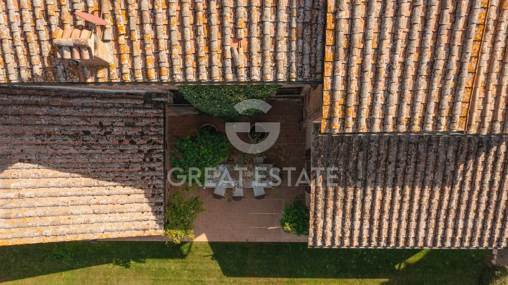 Вилла 507м² в Италии, Перуджа. Стоимостью 2350000€ аренда фото-11