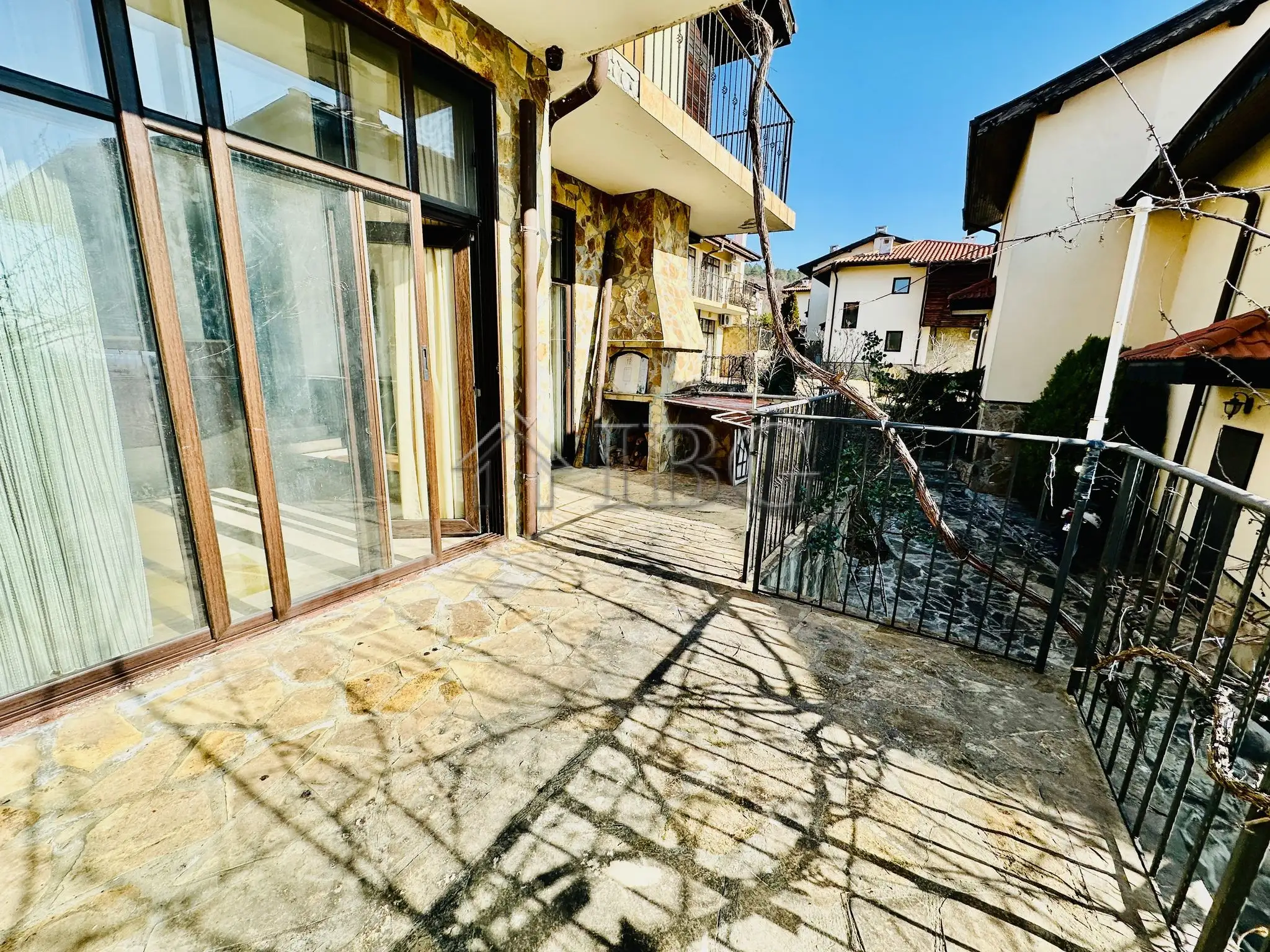 Дом 182м² в Болгарии, Кошарица. Стоимостью 150000€ аренда фото-2