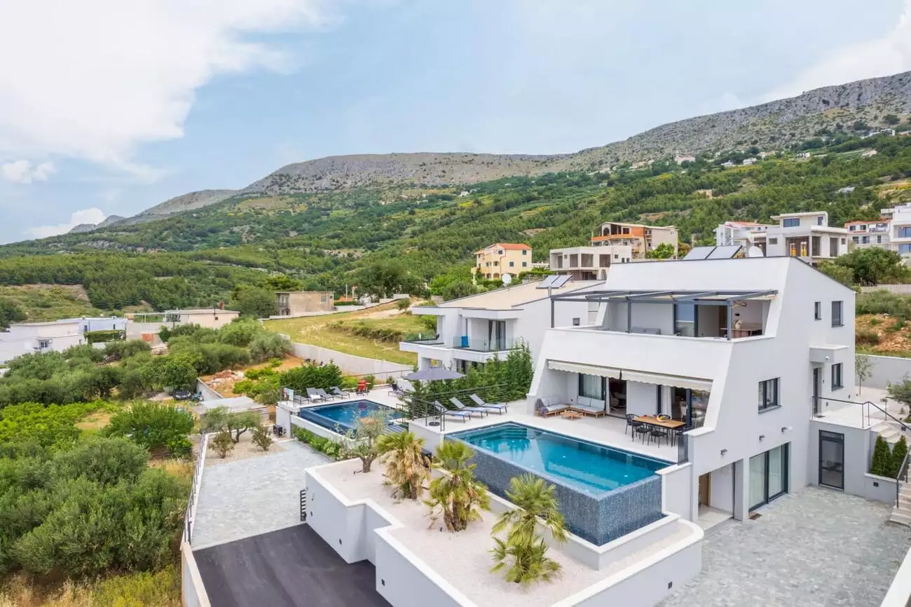 Вилла 320м² в Хорватии, Подстрана. Стоимостью 1650000€ аренда фото-2