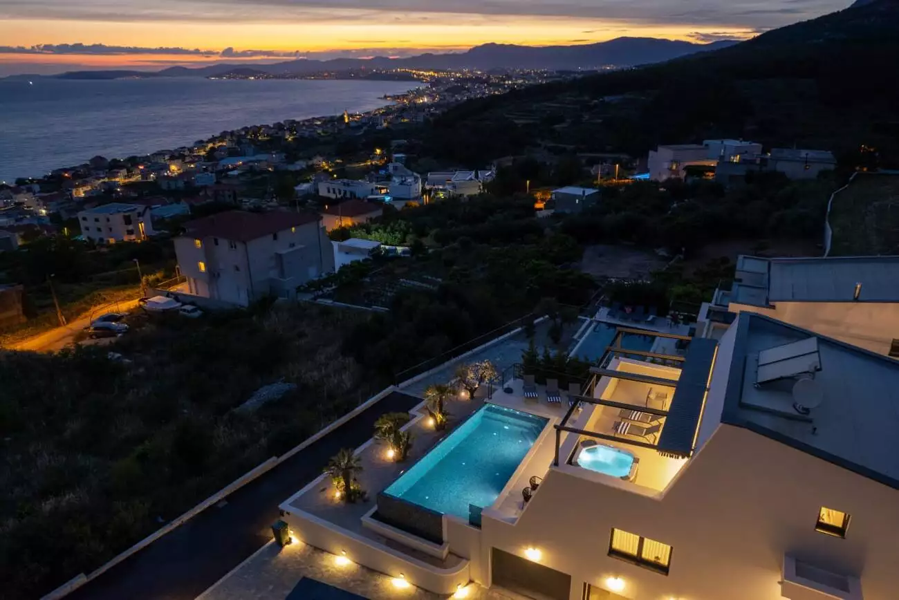 Вилла 320м² в Хорватии, Подстрана. Стоимостью 1650000€ аренда фото-10