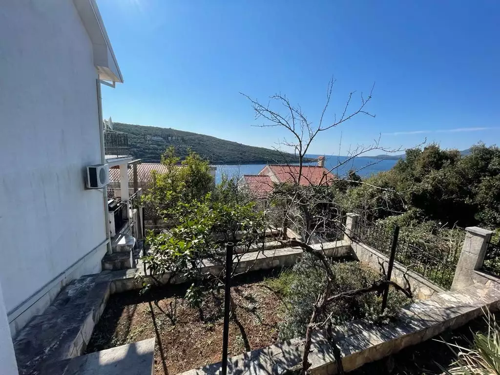 Дом 215м² в Черногории, Бигово. Стоимостью 370000€ аренда фото-13