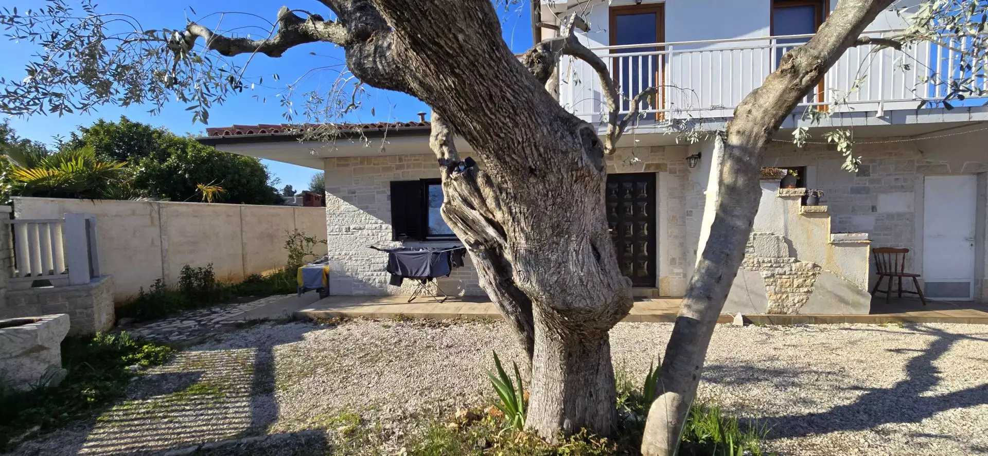 Отель, гостиница 200м² в Хорватии, Умаг. Стоимостью 640000€ аренда фото-4