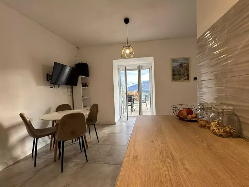 Дом 200м² в Черногории, Херцег-Нови. Стоимостью 400000€ аренда фото-10