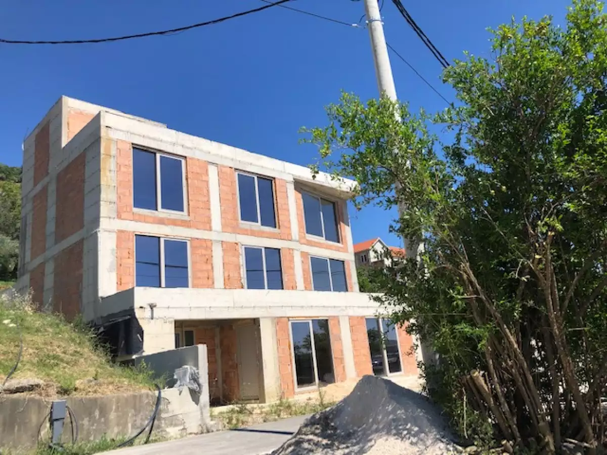 Дом 257м² в Черногории, Тиват. Стоимостью 380000€ аренда фото-11