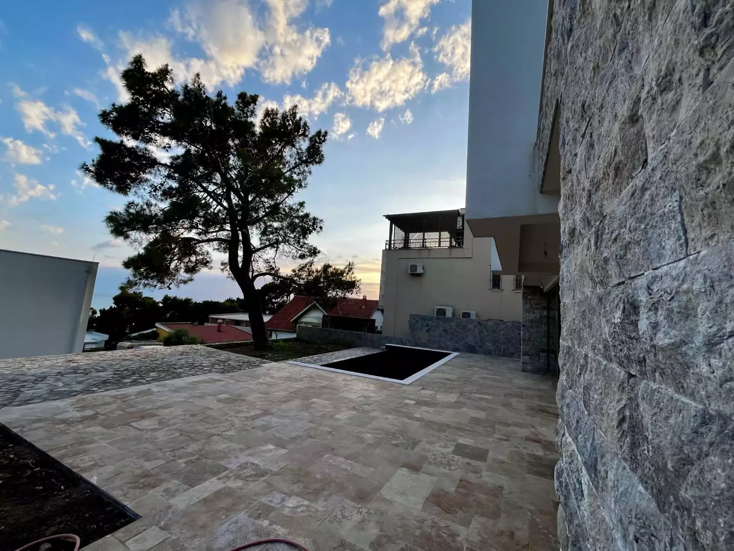 Дом 292м² в Черногории, Бар. Стоимостью 650000€ аренда фото-3