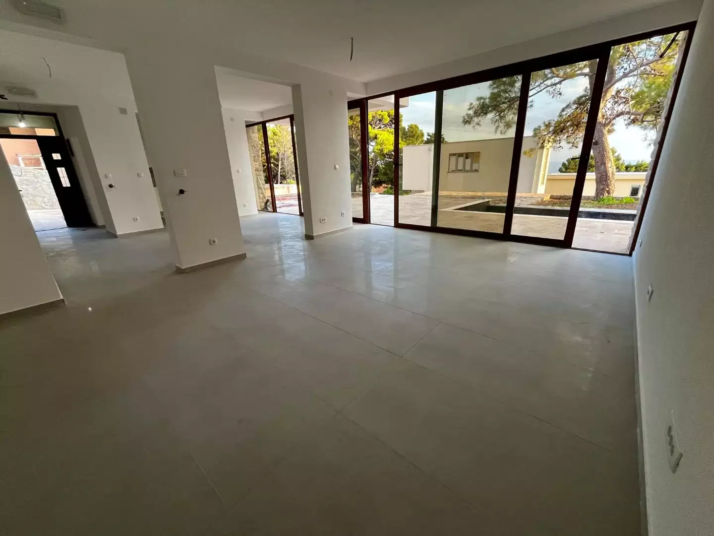 Дом 292м² в Черногории, Бар. Стоимостью 650000€ аренда фото-16