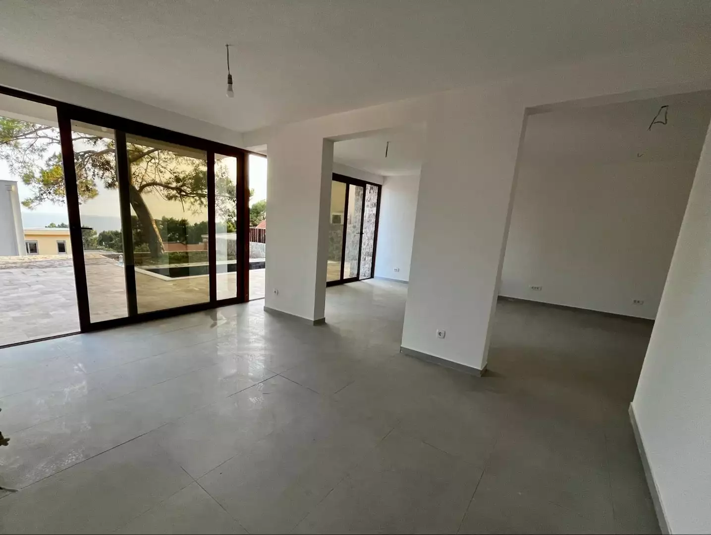 Дом 292м² в Черногории, Бар. Стоимостью 650000€ аренда фото-17