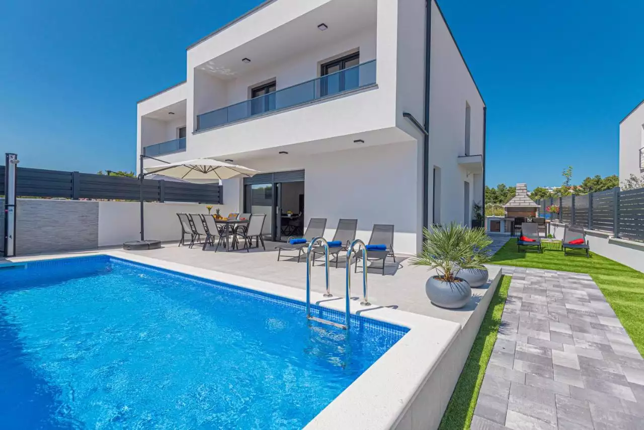 Дом 179м² в Хорватии, Водице. Стоимостью 700000€ аренда фото-1