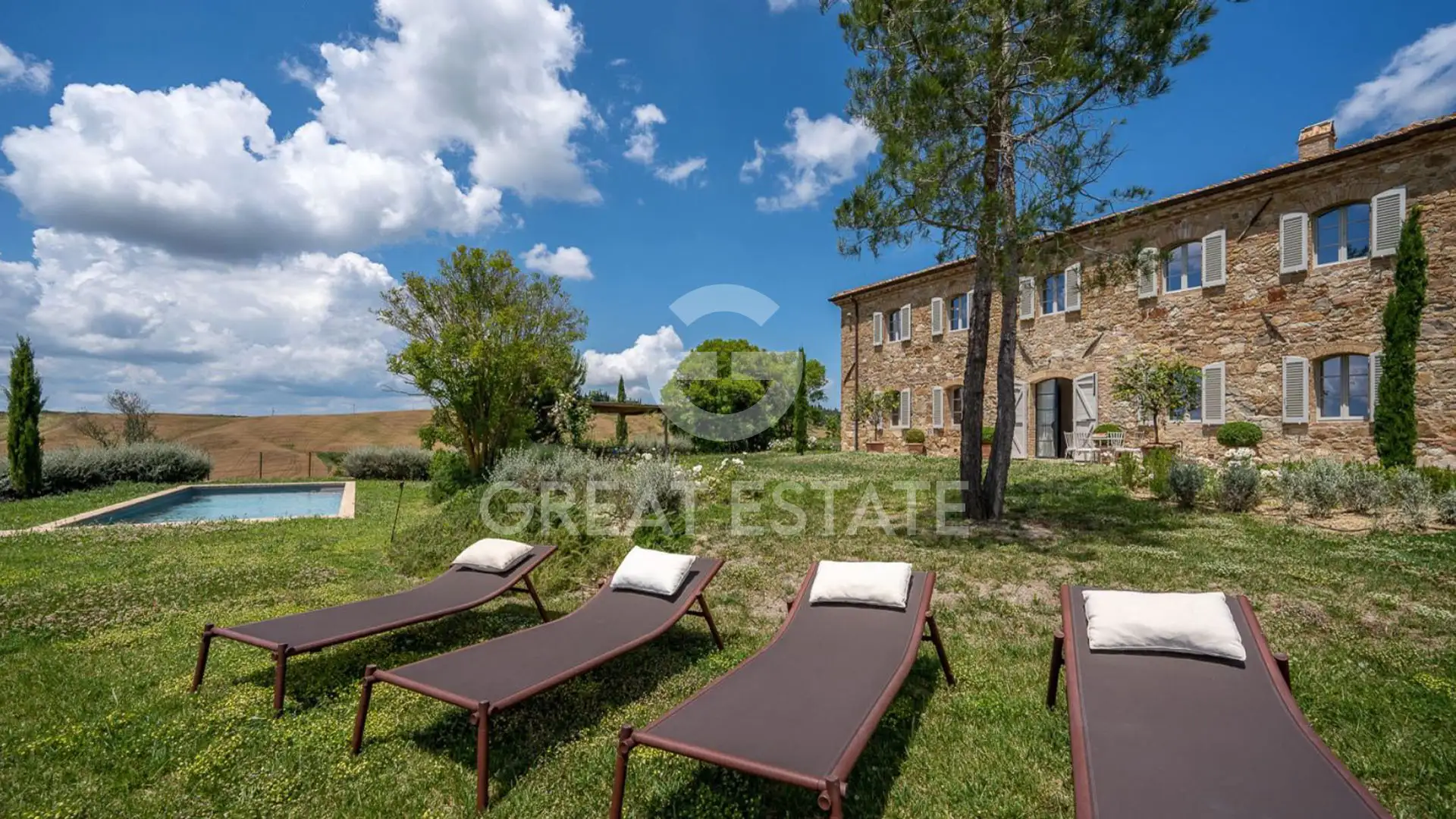Дом 483м² в Италии, Сиена. Стоимостью 3700000€ аренда фото-5