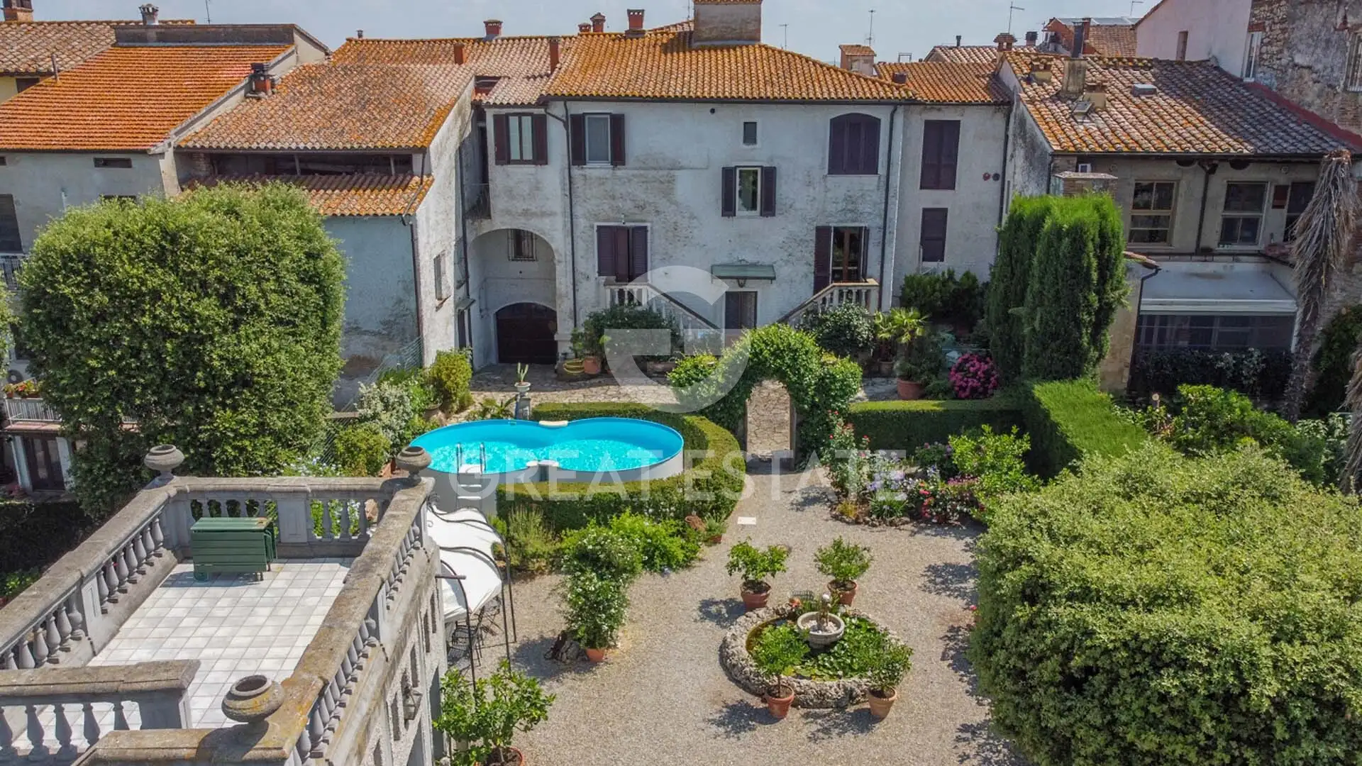 Квартира 976м² в Италии, Перуджа. Стоимостью 1650000€ аренда фото-11