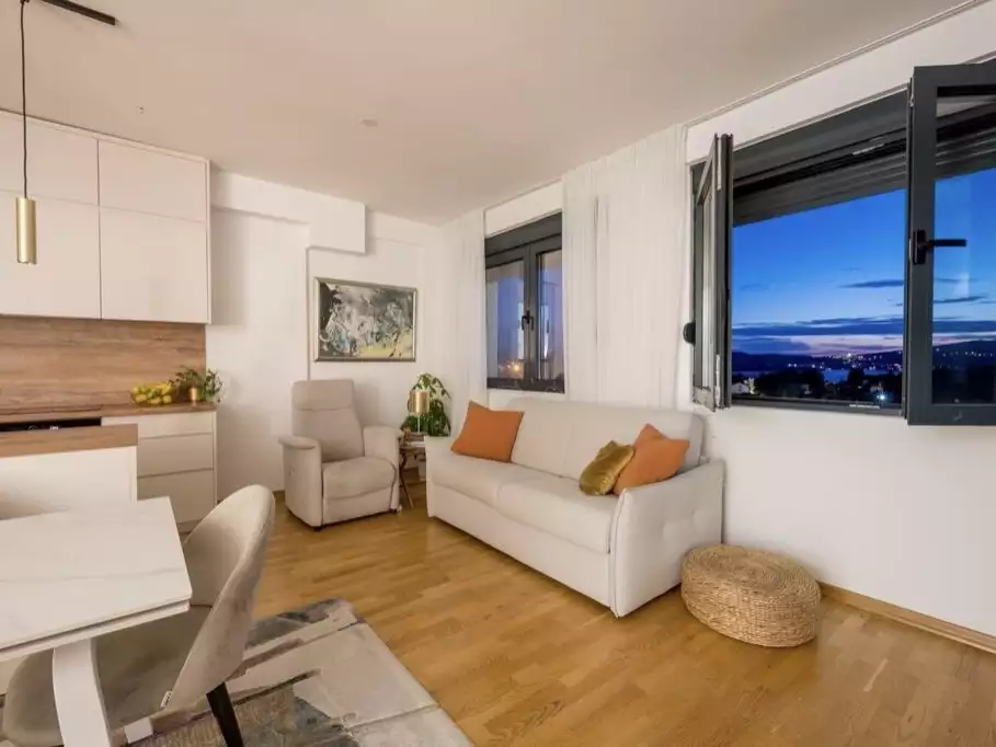 Квартира 63м² в Черногории, Тиват. Стоимостью 349000€ аренда фото-4