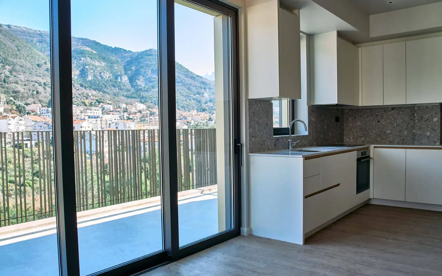 Квартира 102м² в Черногории, Тиват. Стоимостью 790000€ аренда фото-9