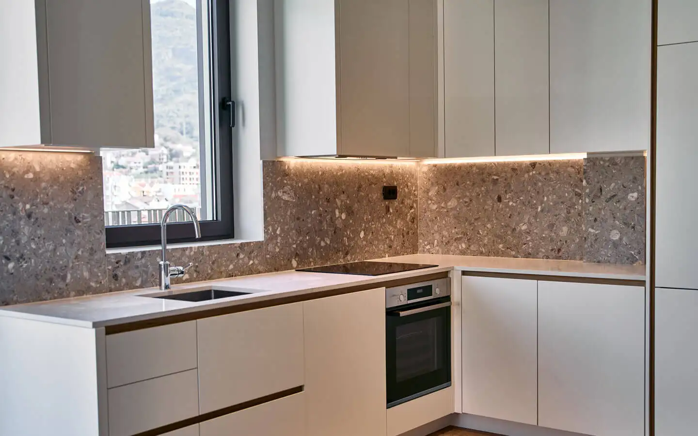 Квартира 102м² в Черногории, Тиват. Стоимостью 790000€ аренда фото-10