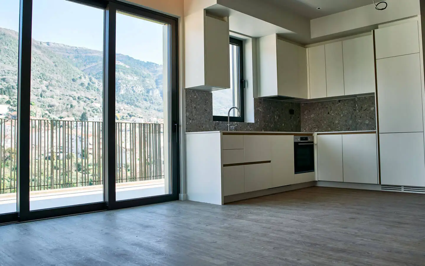 Квартира 102м² в Черногории, Тиват. Стоимостью 790000€ аренда фото-13