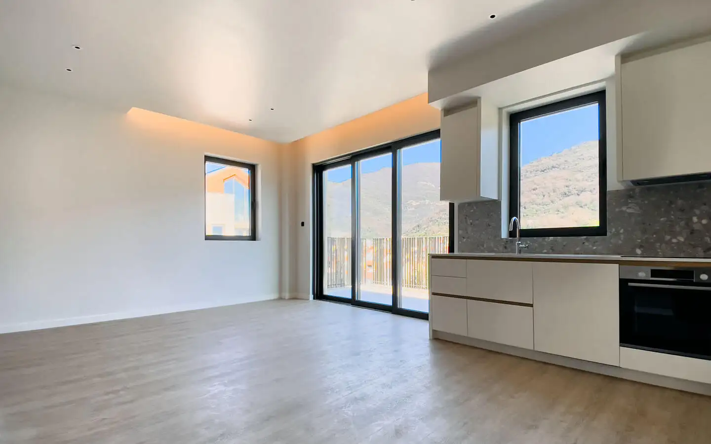 Квартира 102м² в Черногории, Тиват. Стоимостью 790000€ аренда фото-17