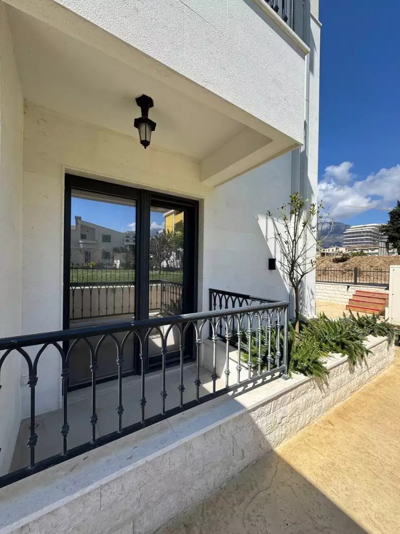 Квартира 33м² в Черногории, Бар. Стоимостью 103000€ аренда фото-1