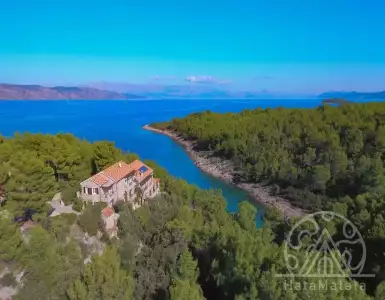 Купить отель, гостиницу в Хорватии 3600000€