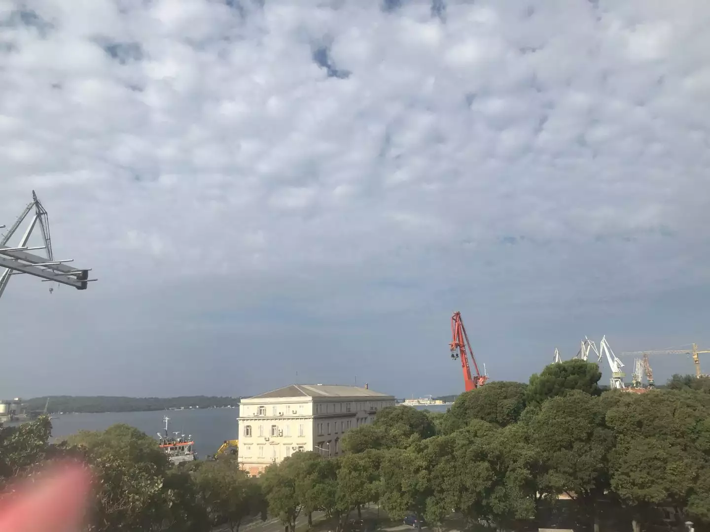 Отель, гостиница 225м² в Хорватии, Пула. Стоимостью 550000€ аренда фото-2