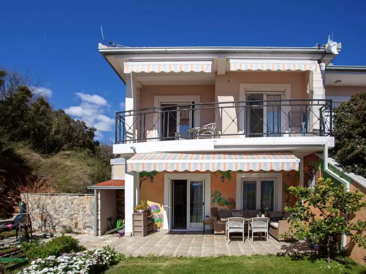 Дом 100м² в Черногории, Херцег-Нови. Стоимостью 360000€ аренда фото-1