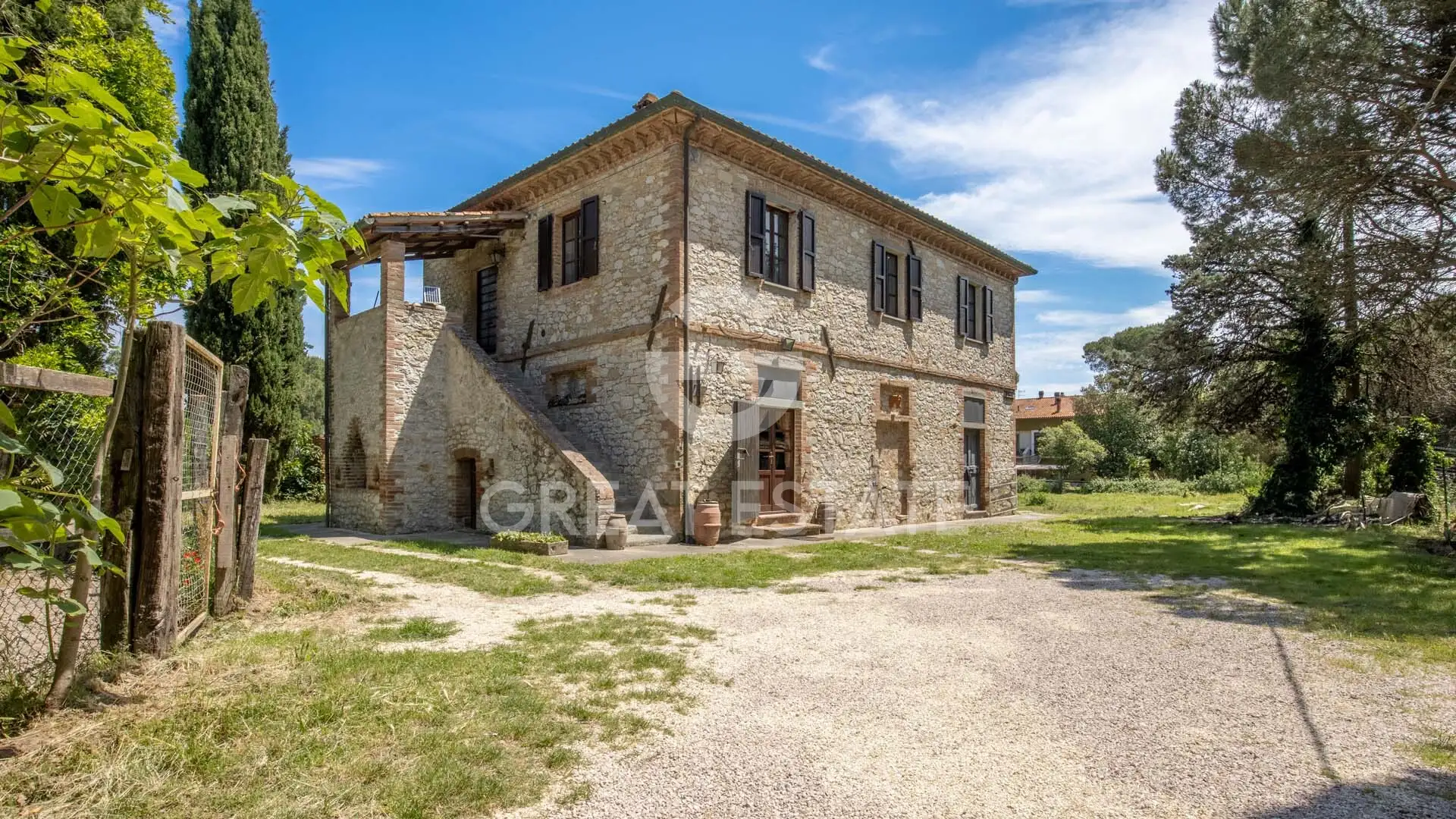 Дом 423м² в Италии, Перуджа. Стоимостью 490000€ аренда фото-1