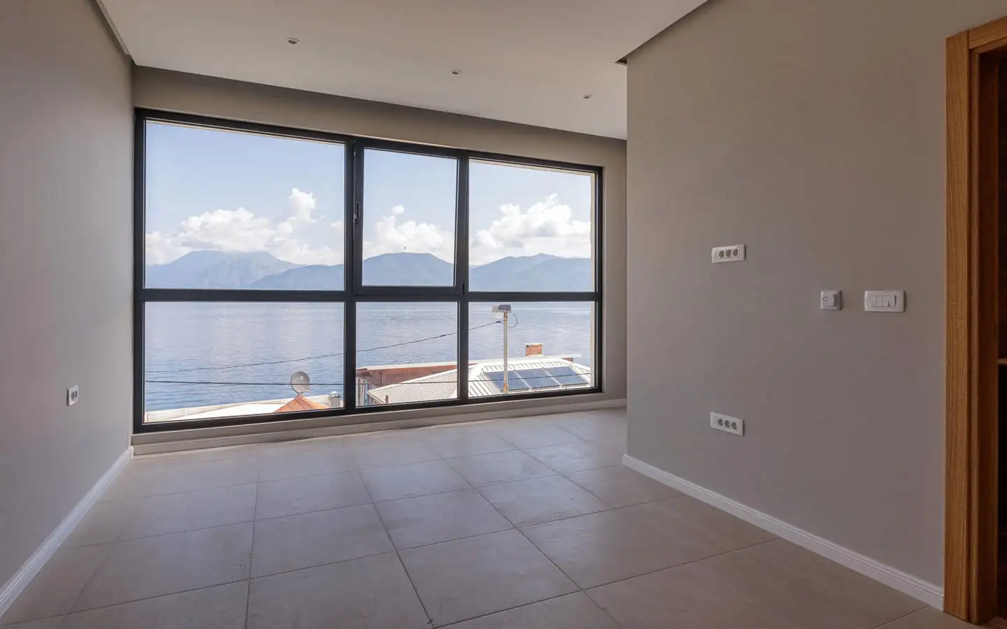 Вилла 200м² в Черногории, Тиват. Стоимостью 530000€ аренда фото-16