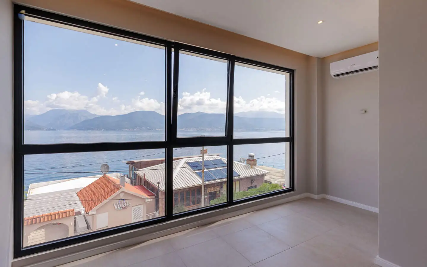 Вилла 200м² в Черногории, Тиват. Стоимостью 530000€ аренда фото-17